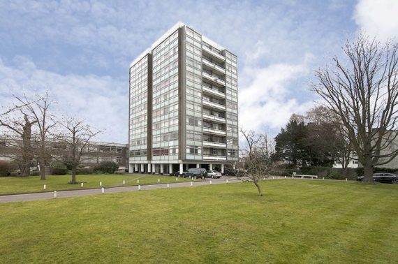 2 Bedroom Flat